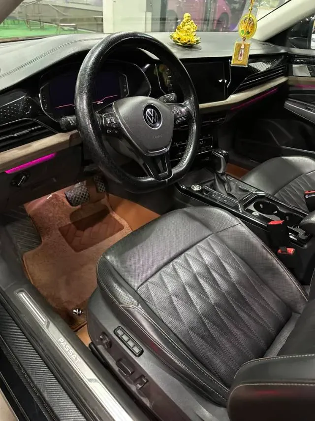 2021 Volkswagen Passat 2.0T 186HP L4 7DCT,autocango,china used car exporter,china ev exporter,chinese used car exporter,chinese used ev exporter