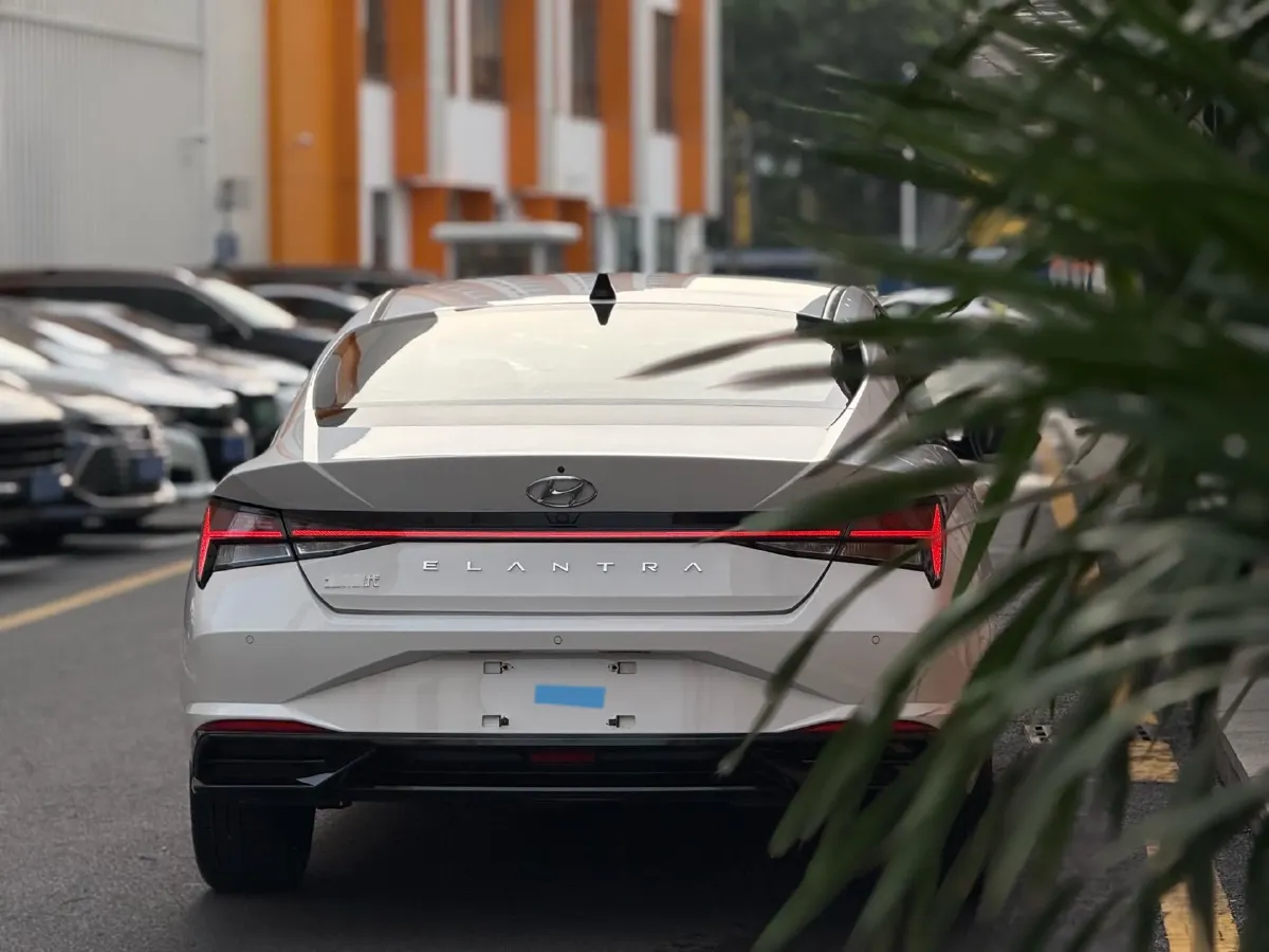 2022 Hyundai Elantra 1.5L 115HP L4 CVT,autocango,china used car exporter,china ev exporter,chinese used car exporter,chinese used ev exporter