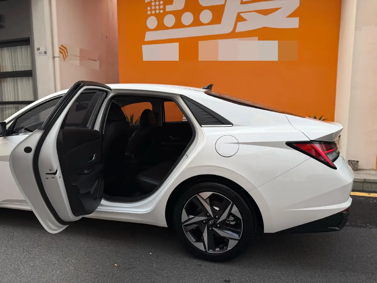 2022 Hyundai Elantra 1.5L 115HP L4 CVT,autocango,china used car exporter,china ev exporter,chinese used car exporter,chinese used ev exporter