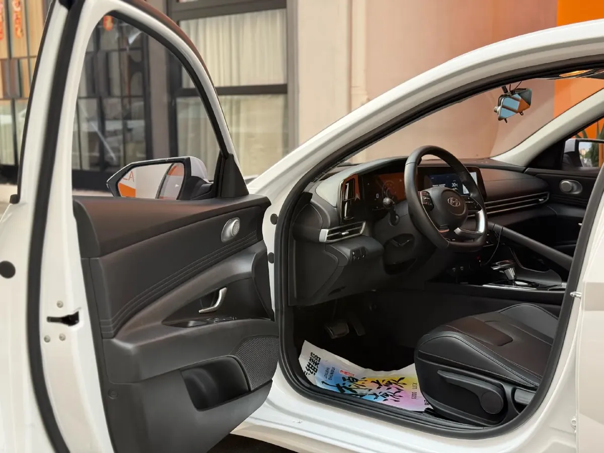 2022 Hyundai Elantra 1.5L 115HP L4 CVT,autocango,china used car exporter,china ev exporter,chinese used car exporter,chinese used ev exporter