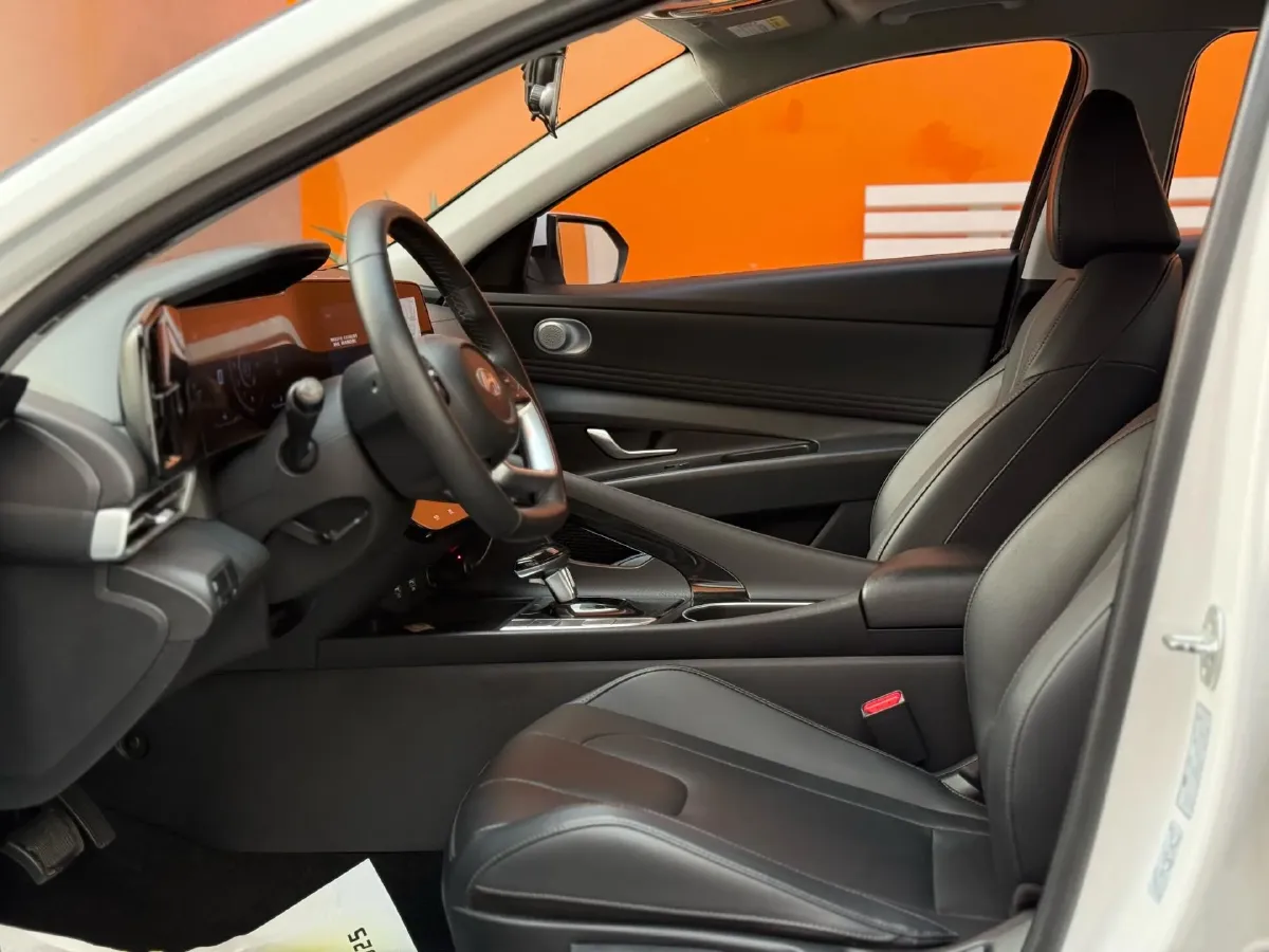 2022 Hyundai Elantra 1.5L 115HP L4 CVT,autocango,china used car exporter,china ev exporter,chinese used car exporter,chinese used ev exporter