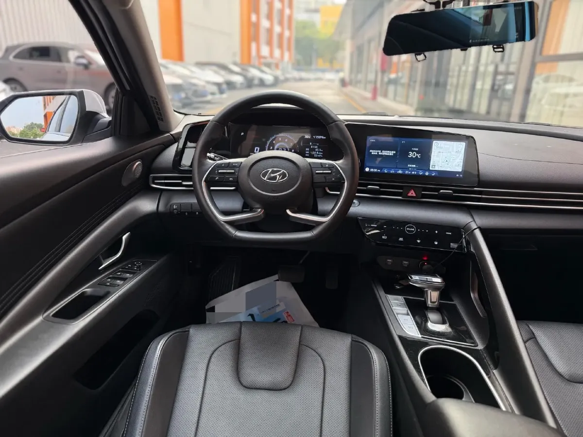 2022 Hyundai Elantra 1.5L 115HP L4 CVT,autocango,china used car exporter,china ev exporter,chinese used car exporter,chinese used ev exporter