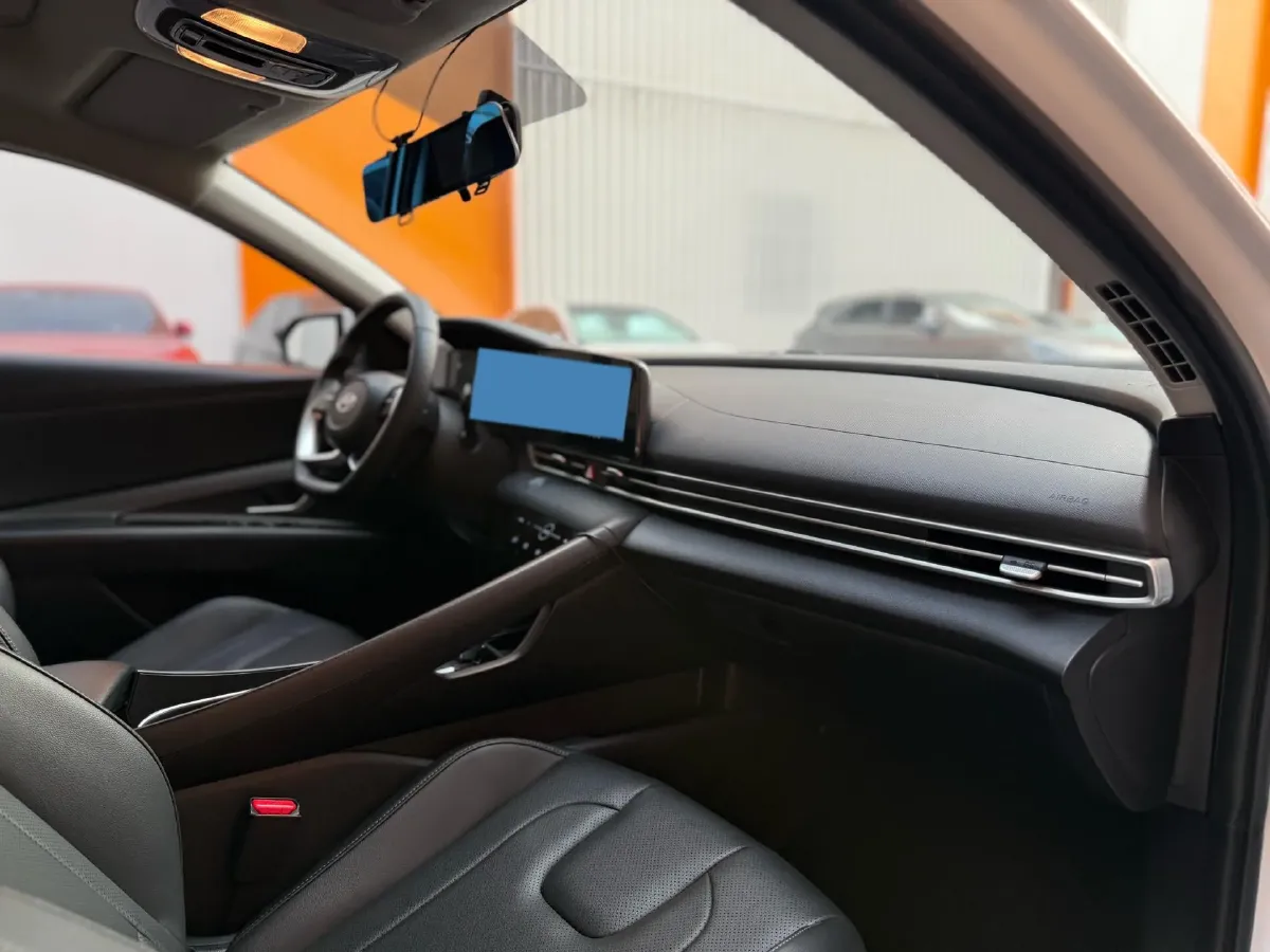 2022 Hyundai Elantra 1.5L 115HP L4 CVT,autocango,china used car exporter,china ev exporter,chinese used car exporter,chinese used ev exporter