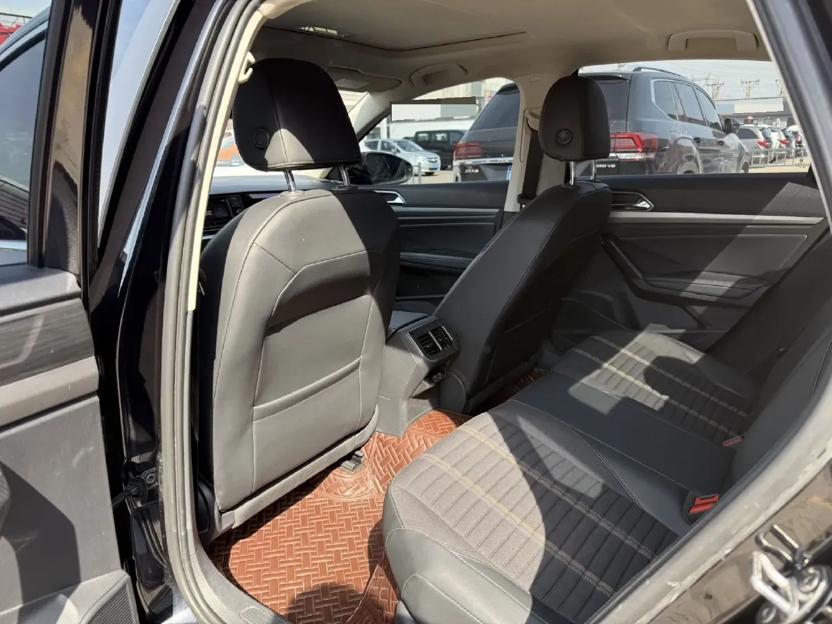 2019 Volkswagen Lavida 1.5L 113HP L4 6AT,autocango,china used car exporter,china ev exporter,chinese used car exporter,chinese used ev exporter