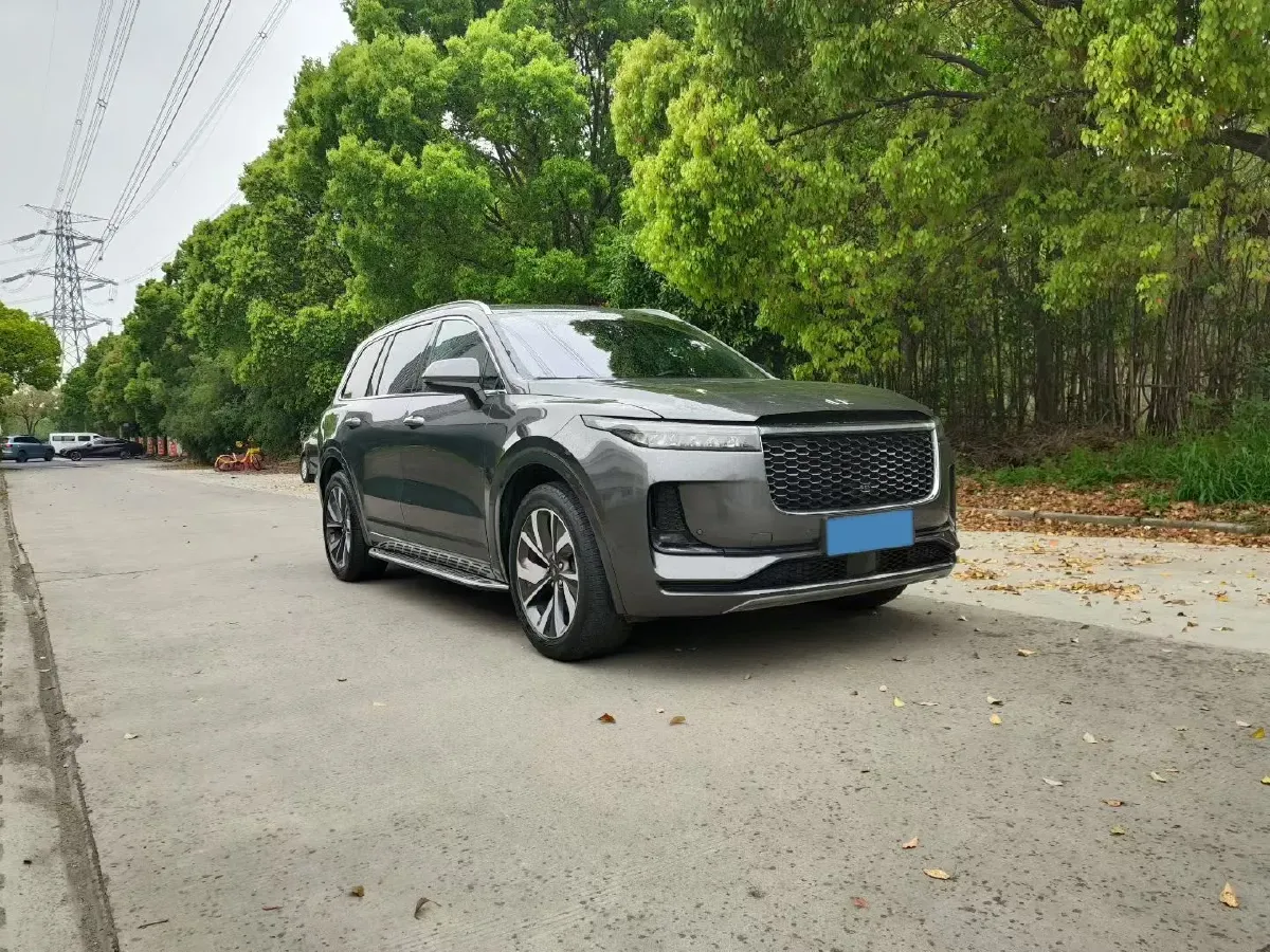 2021 Li ONE Range Extended 131HP REEV 40.5KWH,autocango,china used car exporter,china ev exporter,chinese used car exporter,chinese used ev exporter