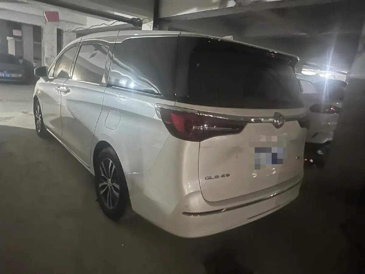 2023 Buick GL8 2.0T 237HP L4 9AT,autocango,china used car exporter,china ev exporter,chinese used car exporter,chinese used ev exporter