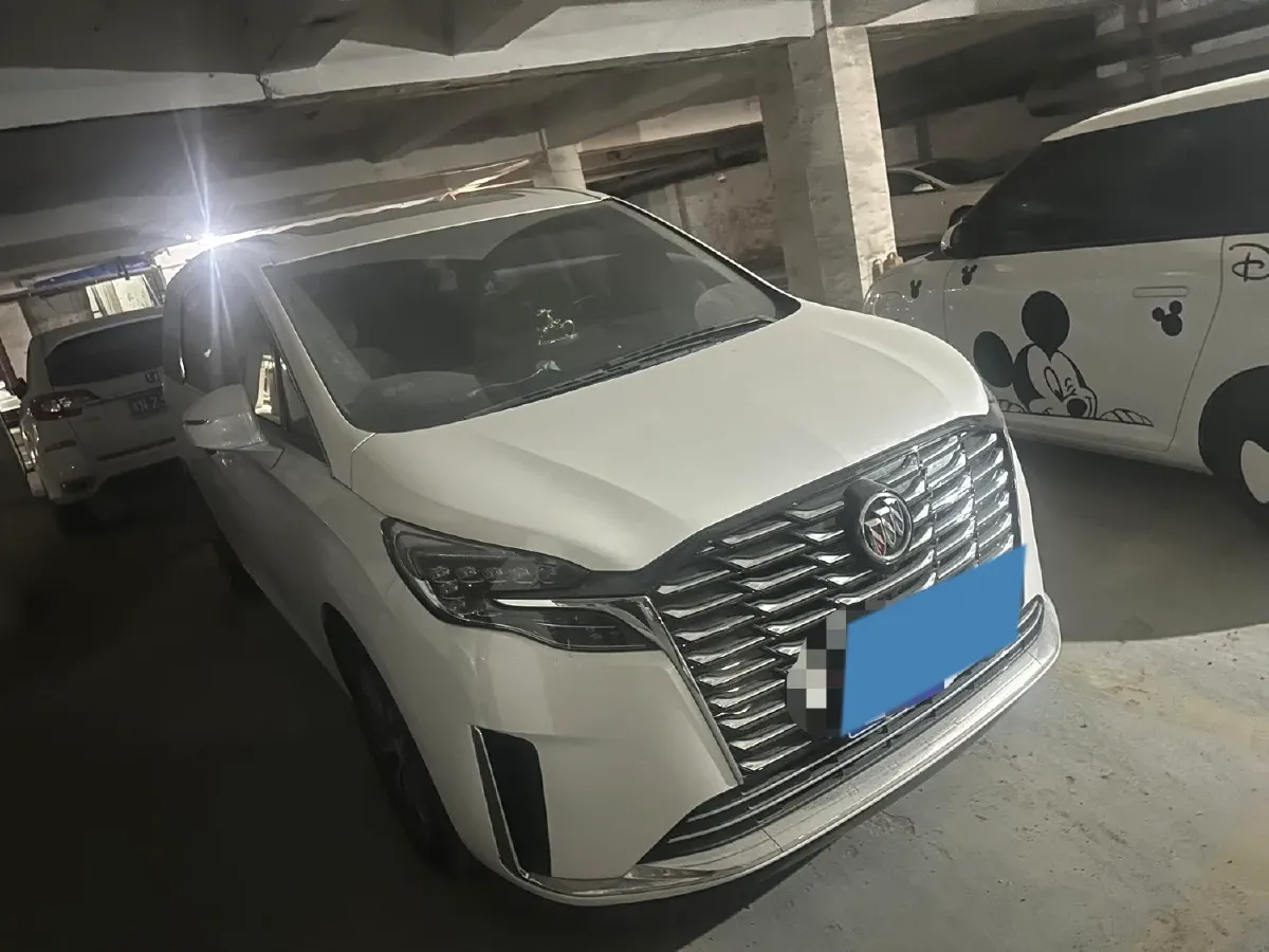 2023 Buick GL8 2.0T 237HP L4 9AT,autocango,china used car exporter,china ev exporter,chinese used car exporter,chinese used ev exporter