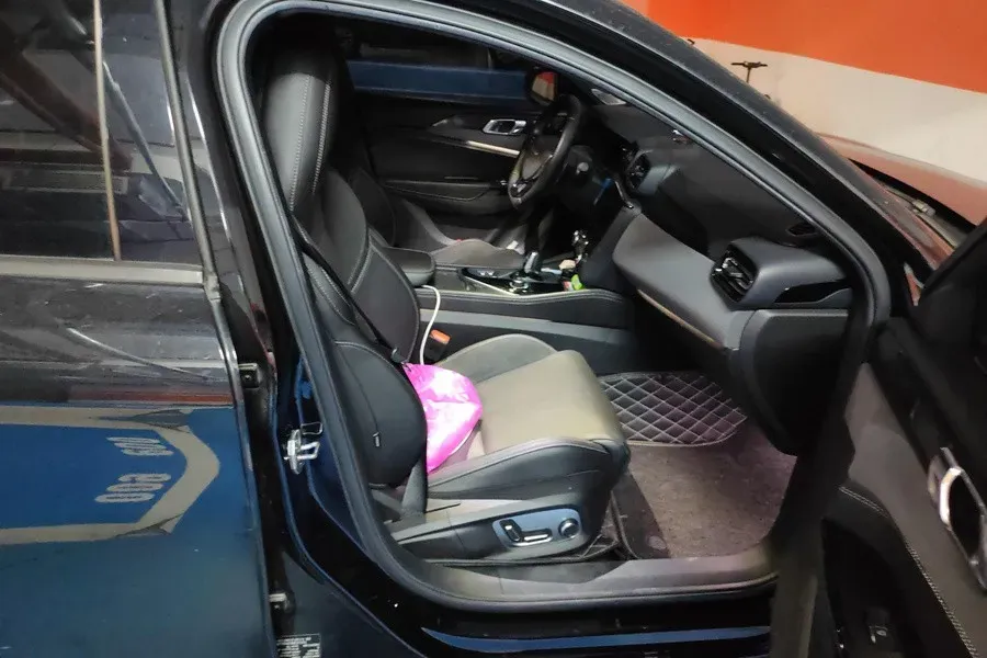 2021 LYNK&CO 03 2.0T 190HP L4 6AT,autocango,china used car exporter,china ev exporter,chinese used car exporter,chinese used ev exporter