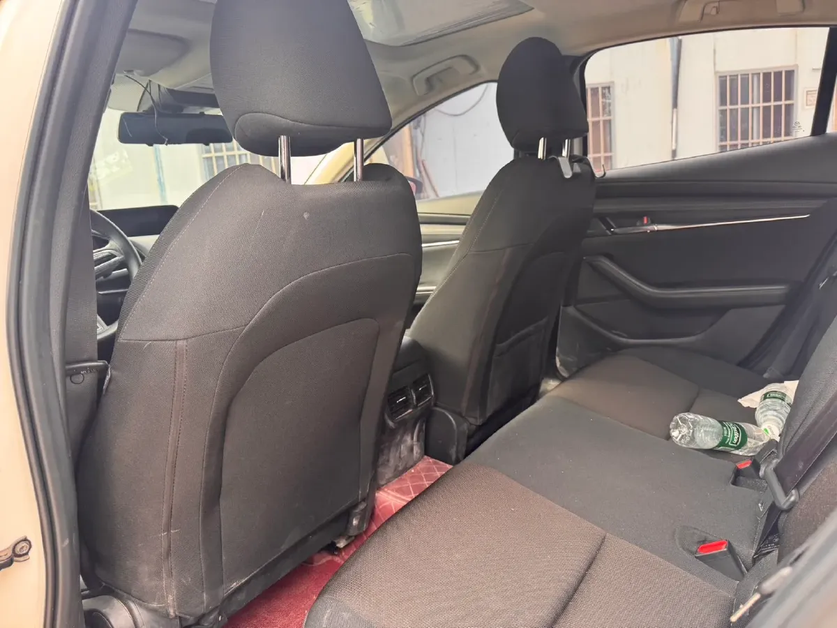 2021 Mazda 3 Axela 2.0L 158HP L4 6AT,autocango,china used car exporter,china ev exporter,chinese used car exporter,chinese used ev exporter