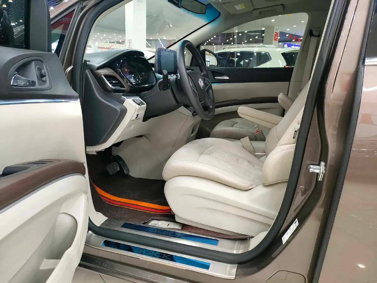 2022 Buick GL8 2.0T 237HP L4 9AT,autocango,china used car exporter,china ev exporter,chinese used car exporter,chinese used ev exporter