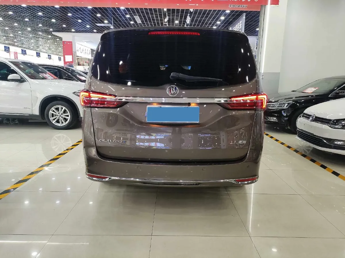 2022 Buick GL8 2.0T 237HP L4 9AT,autocango,china used car exporter,china ev exporter,chinese used car exporter,chinese used ev exporter