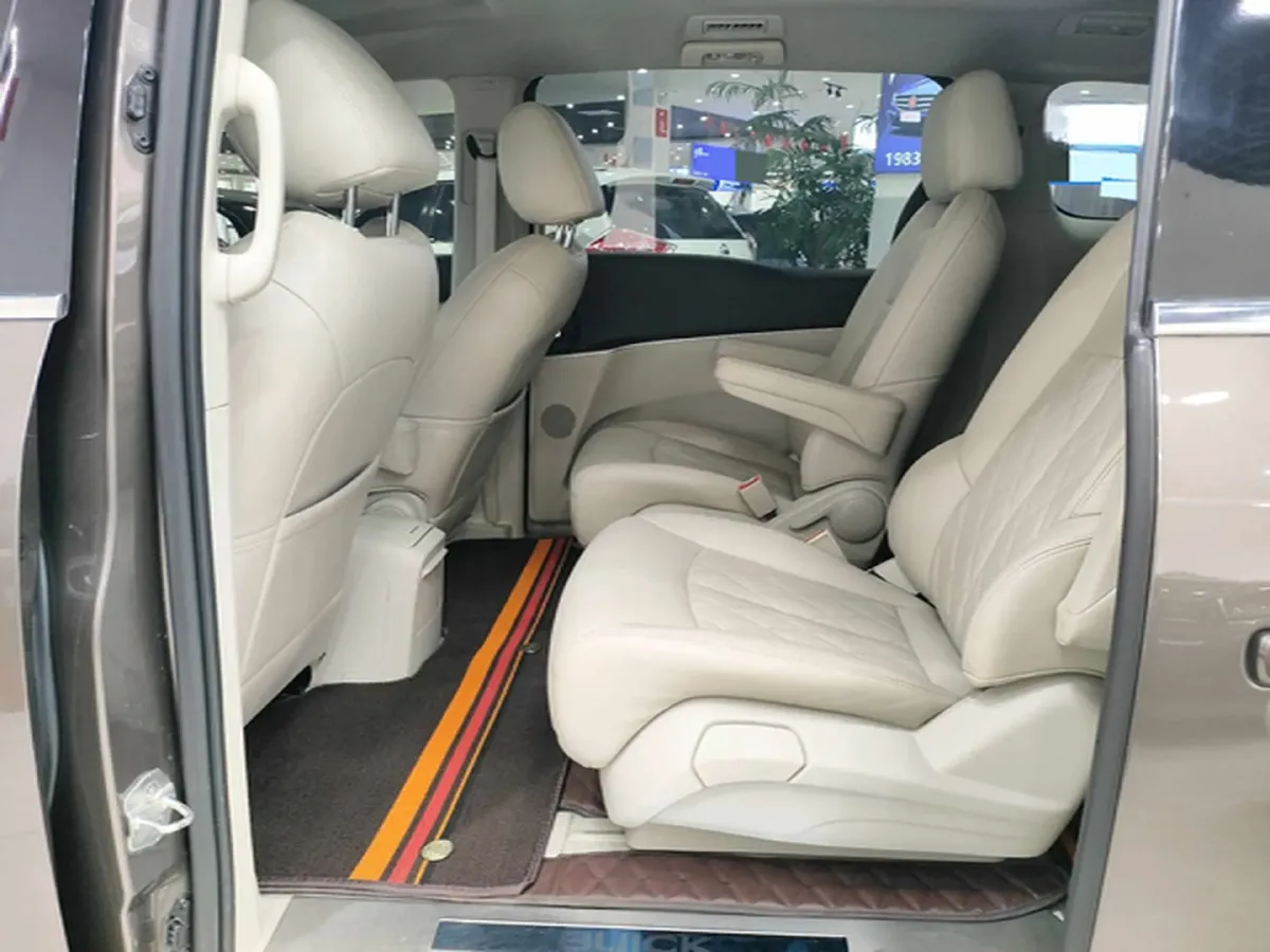 2022 Buick GL8 2.0T 237HP L4 9AT,autocango,china used car exporter,china ev exporter,chinese used car exporter,chinese used ev exporter