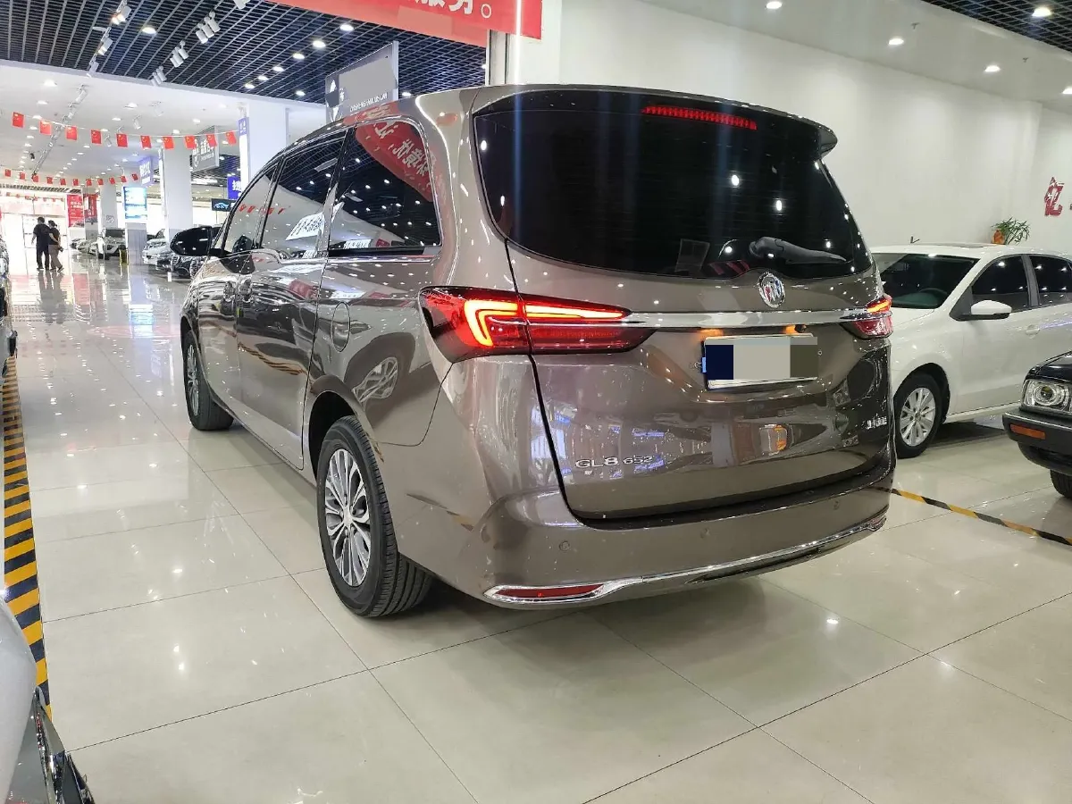 2022 Buick GL8 2.0T 237HP L4 9AT,autocango,china used car exporter,china ev exporter,chinese used car exporter,chinese used ev exporter
