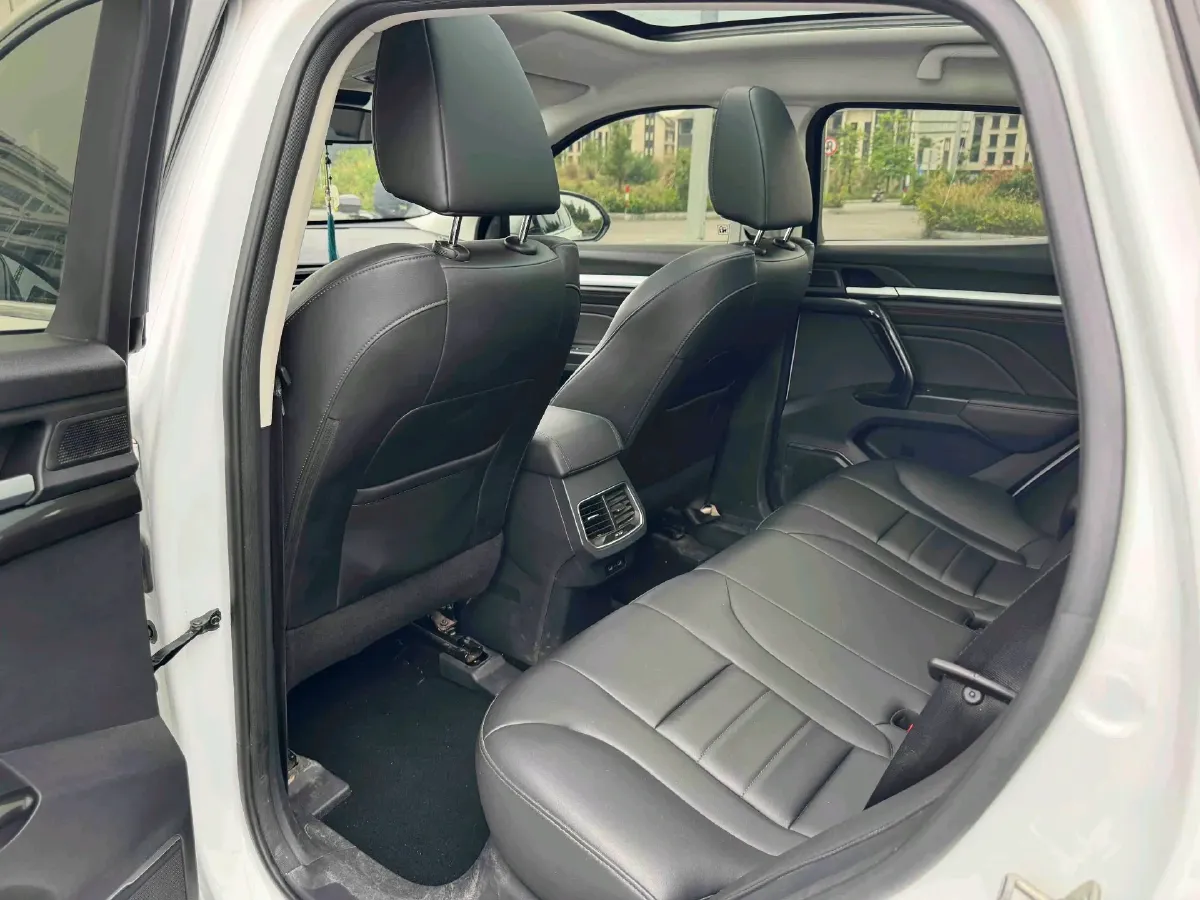 2020 Haval F5 1.5T 169HP L4 7DCT,autocango,china used car exporter,china ev exporter,chinese used car exporter,chinese used ev exporter