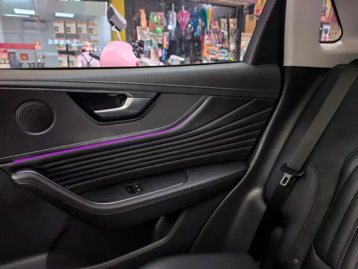 2023 HongQi HS5 2.0T 252HP L4 8AT,autocango,china used car exporter,china ev exporter,chinese used car exporter,chinese used ev exporter