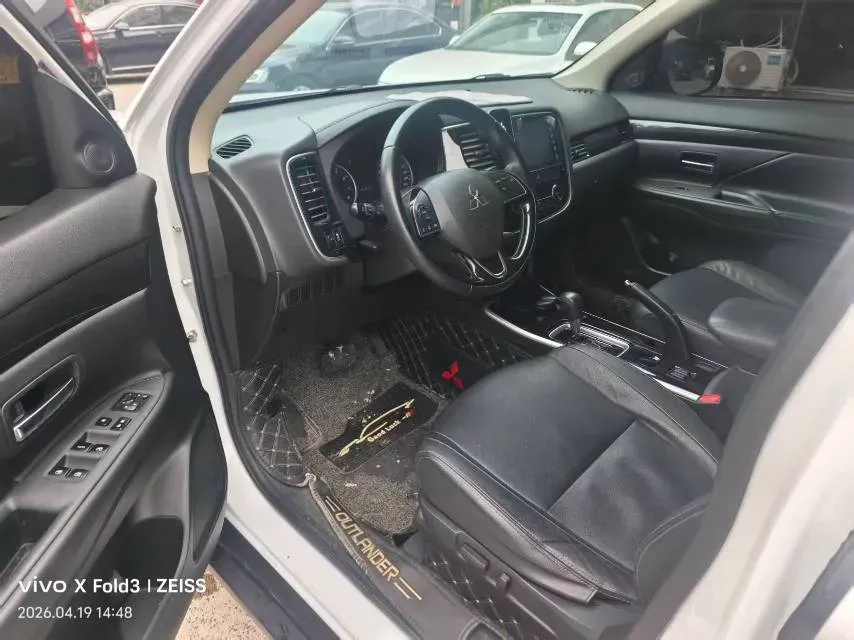 2018 Mitsubishi Outlander 2.0L 166HP L4 CVT,autocango,china used car exporter,china ev exporter,chinese used car exporter,chinese used ev exporter
