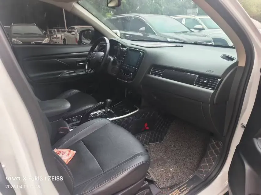2018 Mitsubishi Outlander 2.0L 166HP L4 CVT,autocango,china used car exporter,china ev exporter,chinese used car exporter,chinese used ev exporter