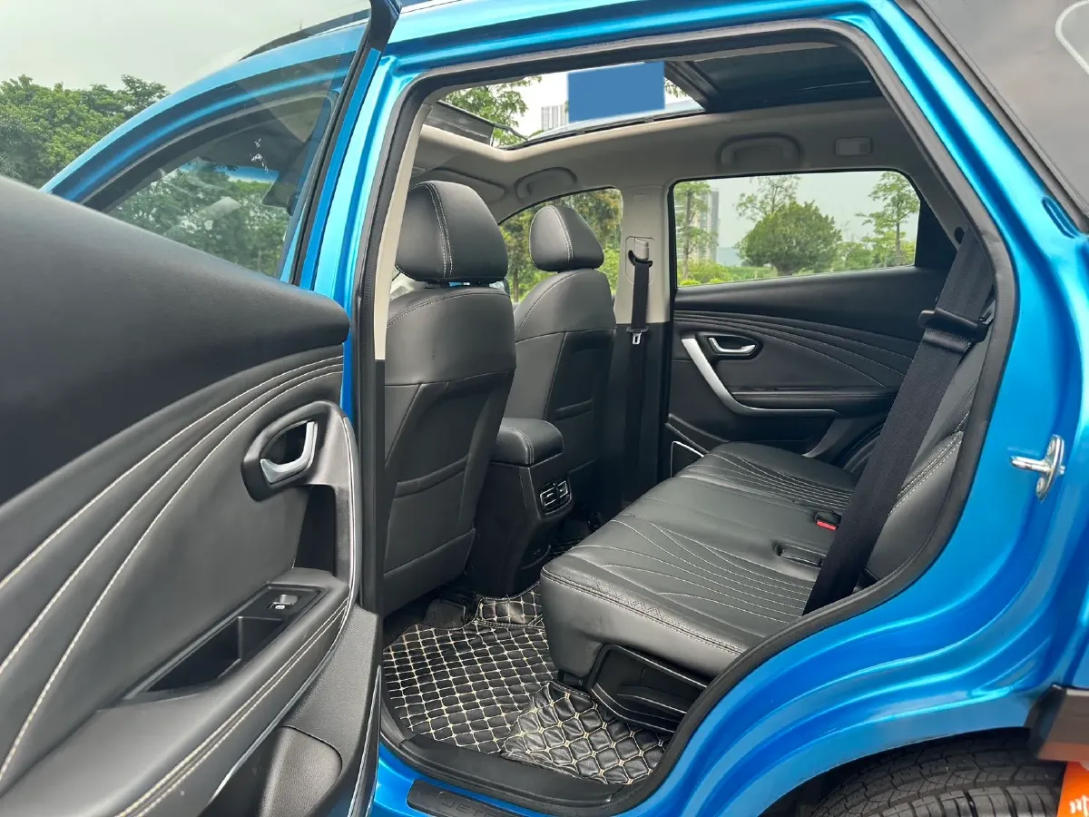 2019 Jetour X70 1.5T 156HP L4 6DCT,autocango,china used car exporter,china ev exporter,chinese used car exporter,chinese used ev exporter