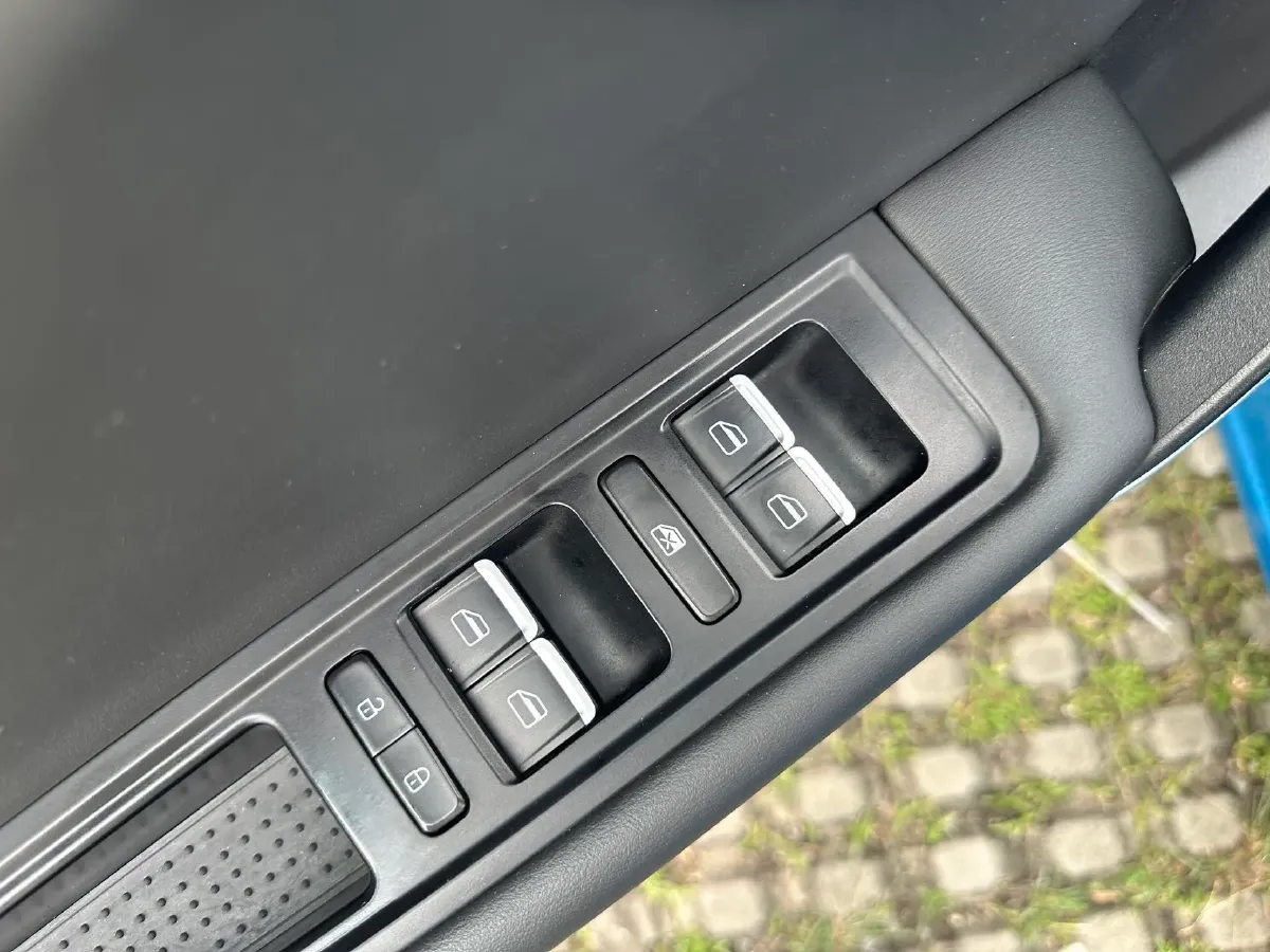 2019 Jetour X70 1.5T 156HP L4 6DCT,autocango,china used car exporter,china ev exporter,chinese used car exporter,chinese used ev exporter