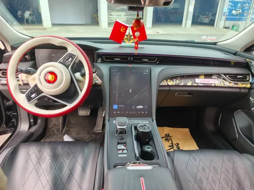 2024 HongQi H5 1.5T 169HP L4 7DCT,autocango,china used car exporter,china ev exporter,chinese used car exporter,chinese used ev exporter