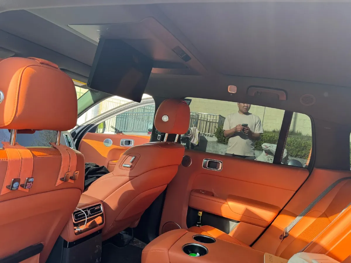 2024 Li L8 Range Extended 154HP REEV 52.3KWH,autocango,china used car exporter,china ev exporter,chinese used car exporter,chinese used ev exporter