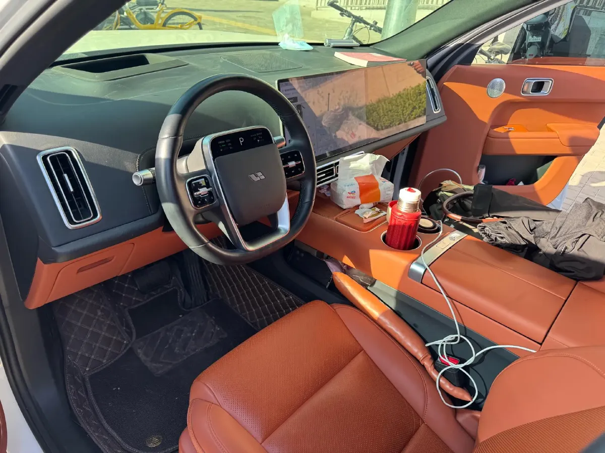 2024 Li L8 Range Extended 154HP REEV 52.3KWH,autocango,china used car exporter,china ev exporter,chinese used car exporter,chinese used ev exporter