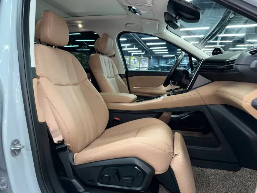 2018 NIO ES8 BEV 70KWH,autocango,china used car exporter,china ev exporter,chinese used car exporter,chinese used ev exporter