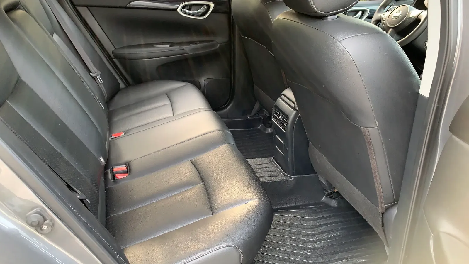 2021 Nissan Sylphy 1.6L 122HP L4 CVT,autocango,china used car exporter,china ev exporter,chinese used car exporter,chinese used ev exporter