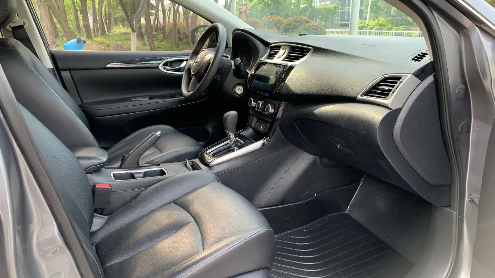 2021 Nissan Sylphy 1.6L 122HP L4 CVT,autocango,china used car exporter,china ev exporter,chinese used car exporter,chinese used ev exporter