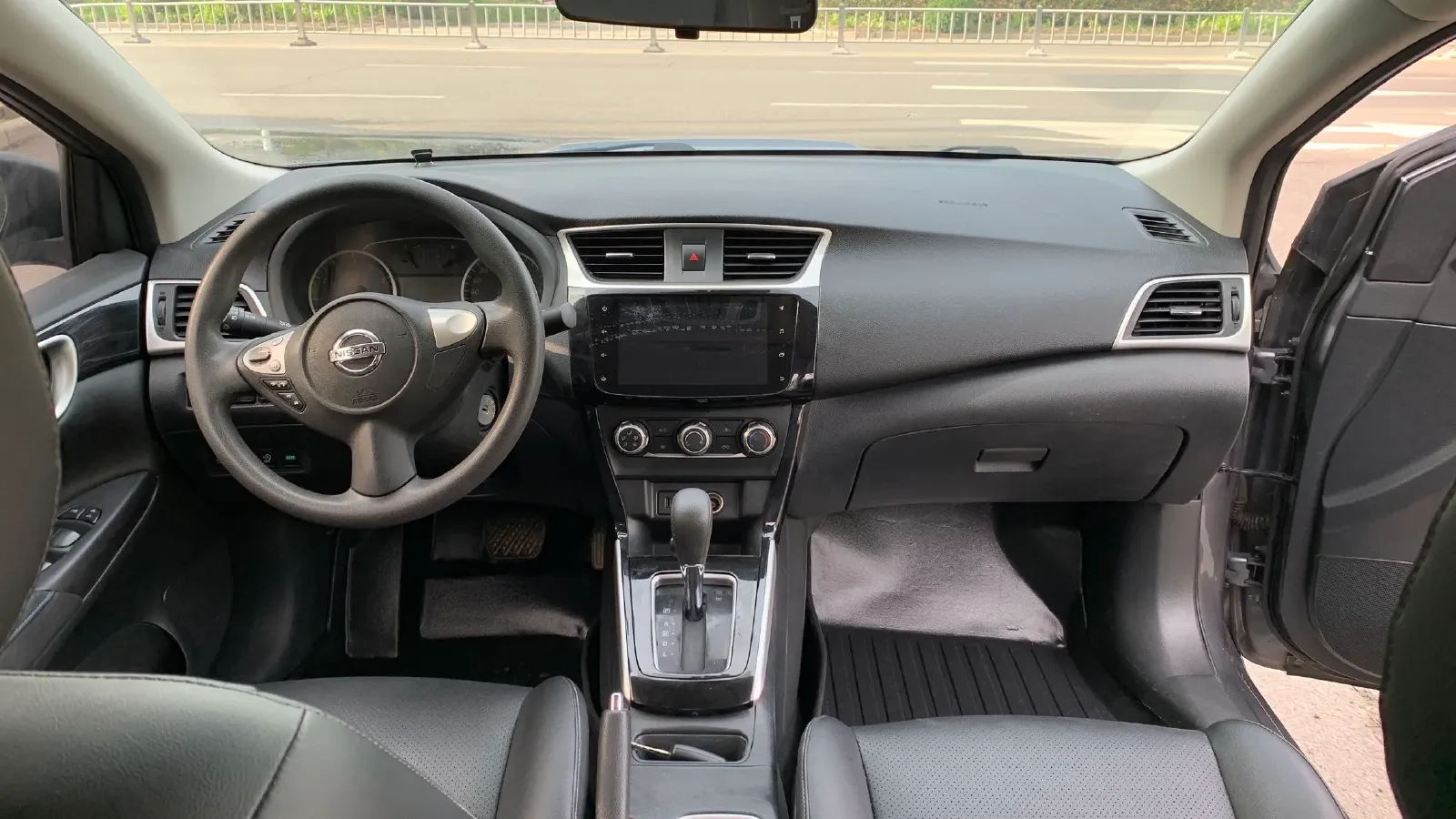 2021 Nissan Sylphy 1.6L 122HP L4 CVT,autocango,china used car exporter,china ev exporter,chinese used car exporter,chinese used ev exporter