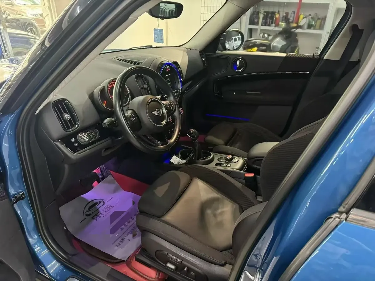 2017 MINI COUNTRYMAN 1.5T 136HP L3 6AT,autocango,china used car exporter,china ev exporter,chinese used car exporter,chinese used ev exporter