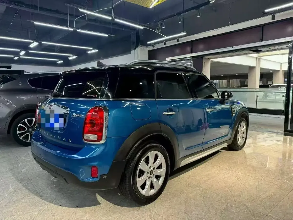 2017 MINI COUNTRYMAN 1.5T 136HP L3 6AT,autocango,china used car exporter,china ev exporter,chinese used car exporter,chinese used ev exporter
