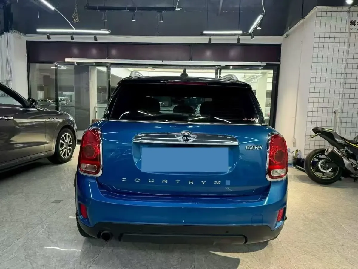 2017 MINI COUNTRYMAN 1.5T 136HP L3 6AT,autocango,china used car exporter,china ev exporter,chinese used car exporter,chinese used ev exporter