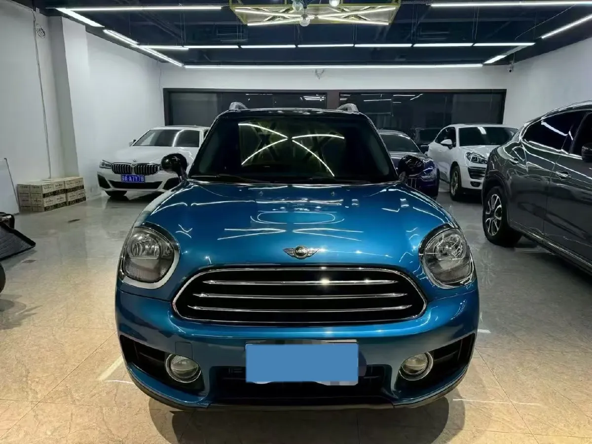 2017 MINI COUNTRYMAN 1.5T 136HP L3 6AT,autocango,china used car exporter,china ev exporter,chinese used car exporter,chinese used ev exporter