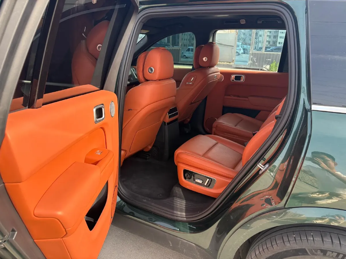 2022 Li L9 Range Extended 154HP REEV 42.6KWH,autocango,china used car exporter,china ev exporter,chinese used car exporter,chinese used ev exporter