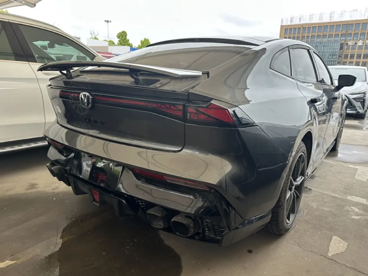 2023 ChangAn UNI-V 1.5T 188HP L4 7DCT,autocango,china used car exporter,china ev exporter,chinese used car exporter,chinese used ev exporter