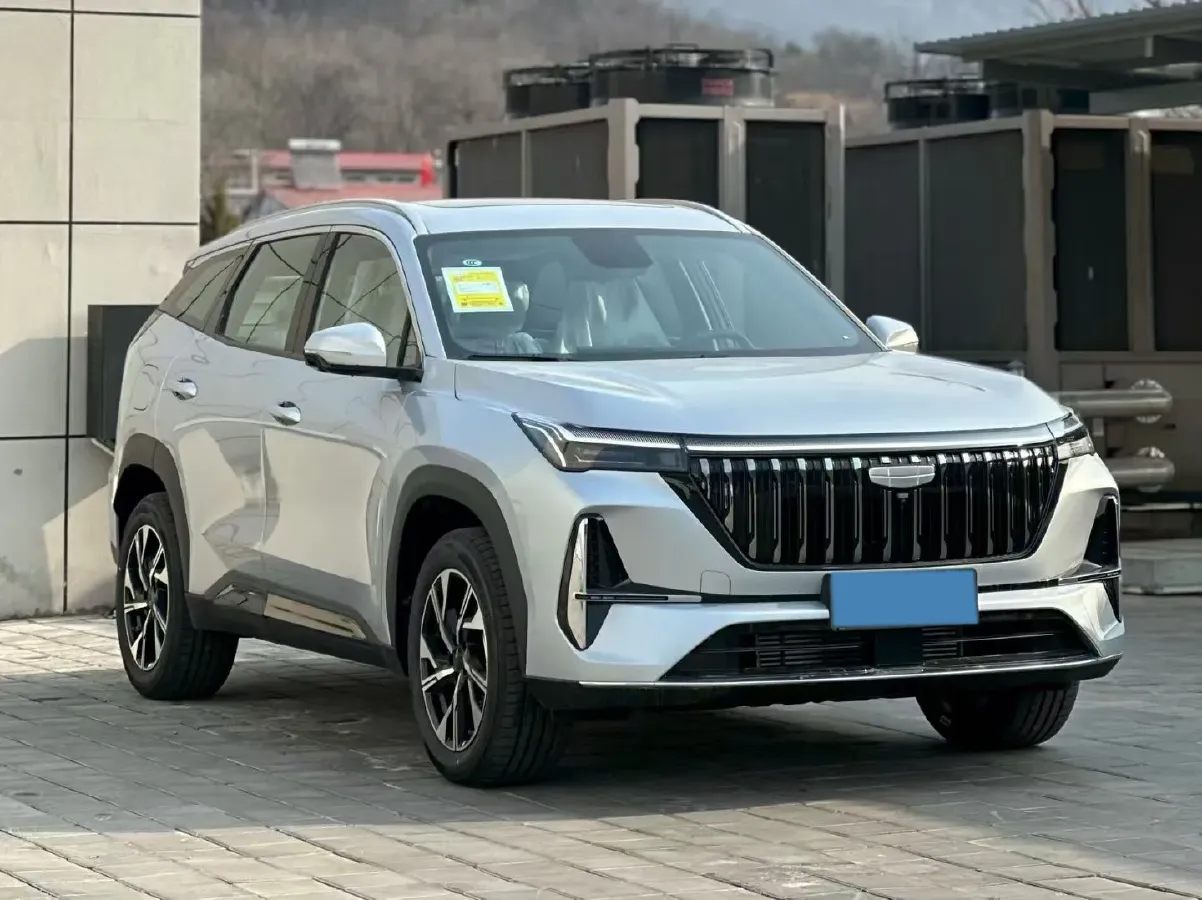 2025 Geely StarRay 1.5T 181HP L4 7DCT,autocango,china used car exporter,china ev exporter,chinese used car exporter,chinese used ev exporter