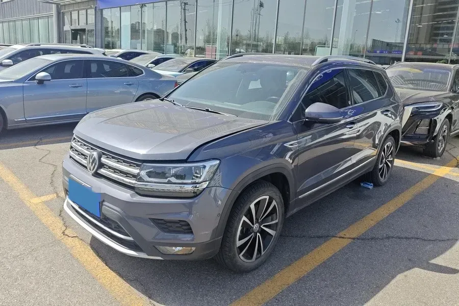 2019 Jeep Compass 1.3T 173HP L4 9AT,autocango,china used car exporter,china ev exporter,chinese used car exporter,chinese used ev exporter