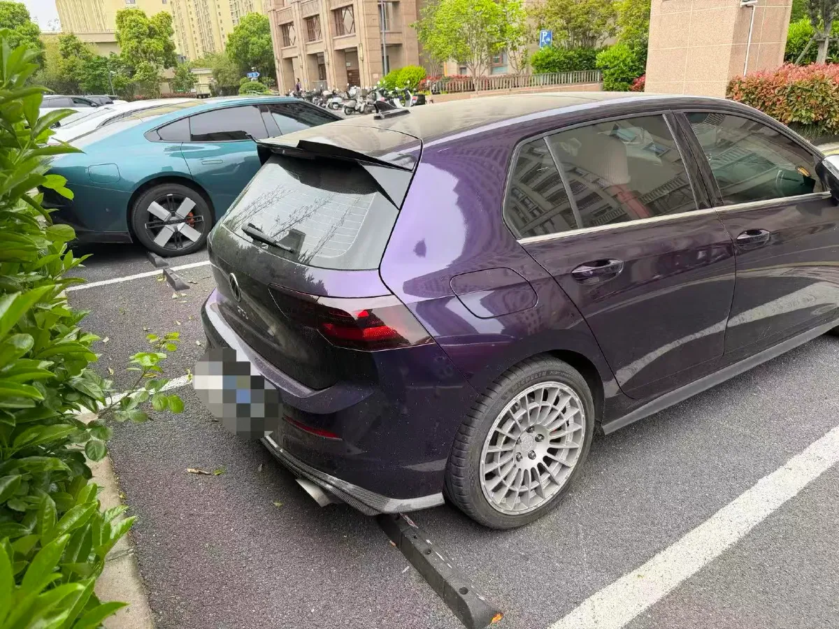 2021 Volkswagen GolfGTI 2.0T 220HP L4 7DCT,autocango,china used car exporter,china ev exporter,chinese used car exporter,chinese used ev exporter