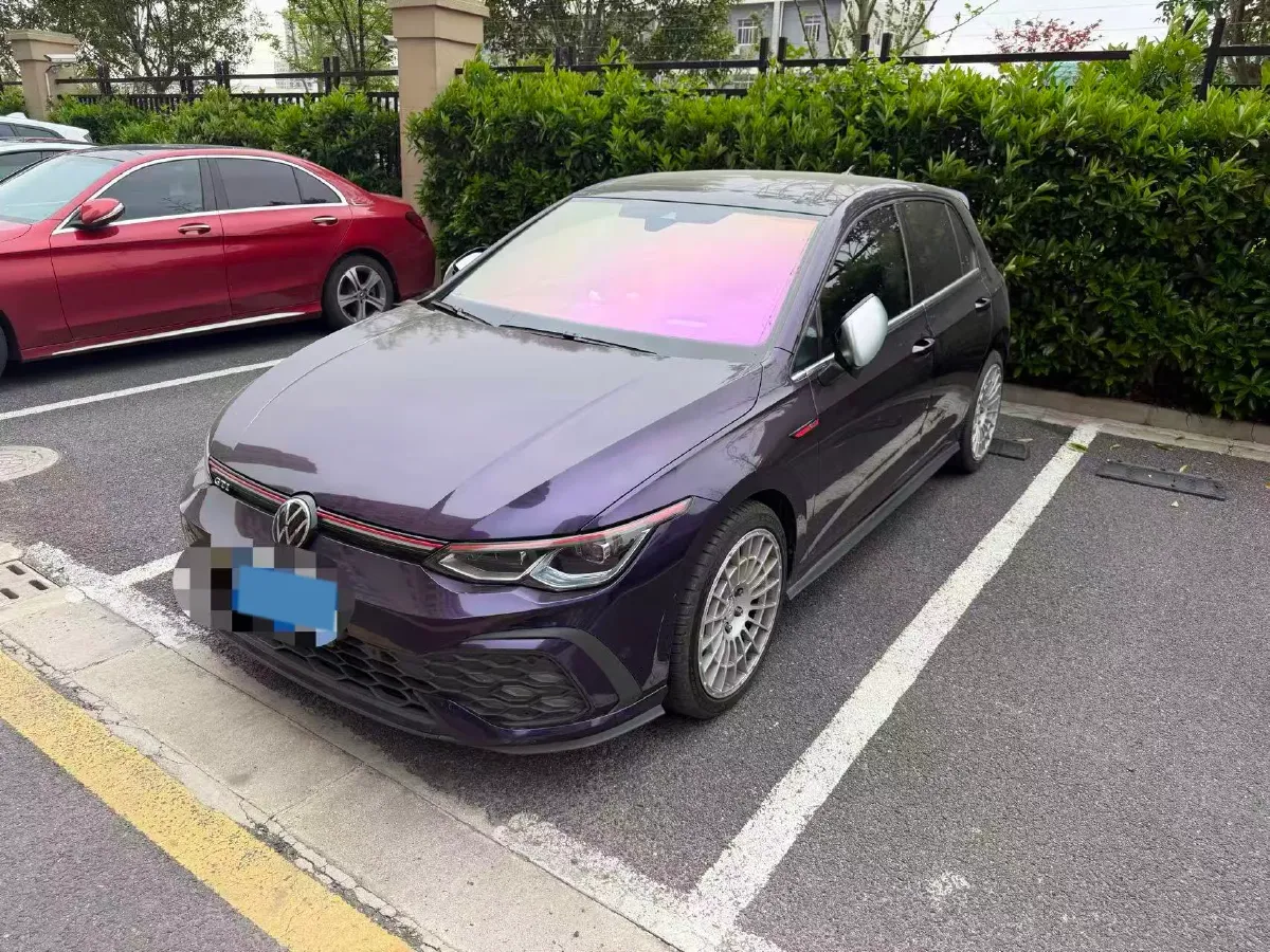 2021 Volkswagen GolfGTI 2.0T 220HP L4 7DCT,autocango,china used car exporter,china ev exporter,chinese used car exporter,chinese used ev exporter