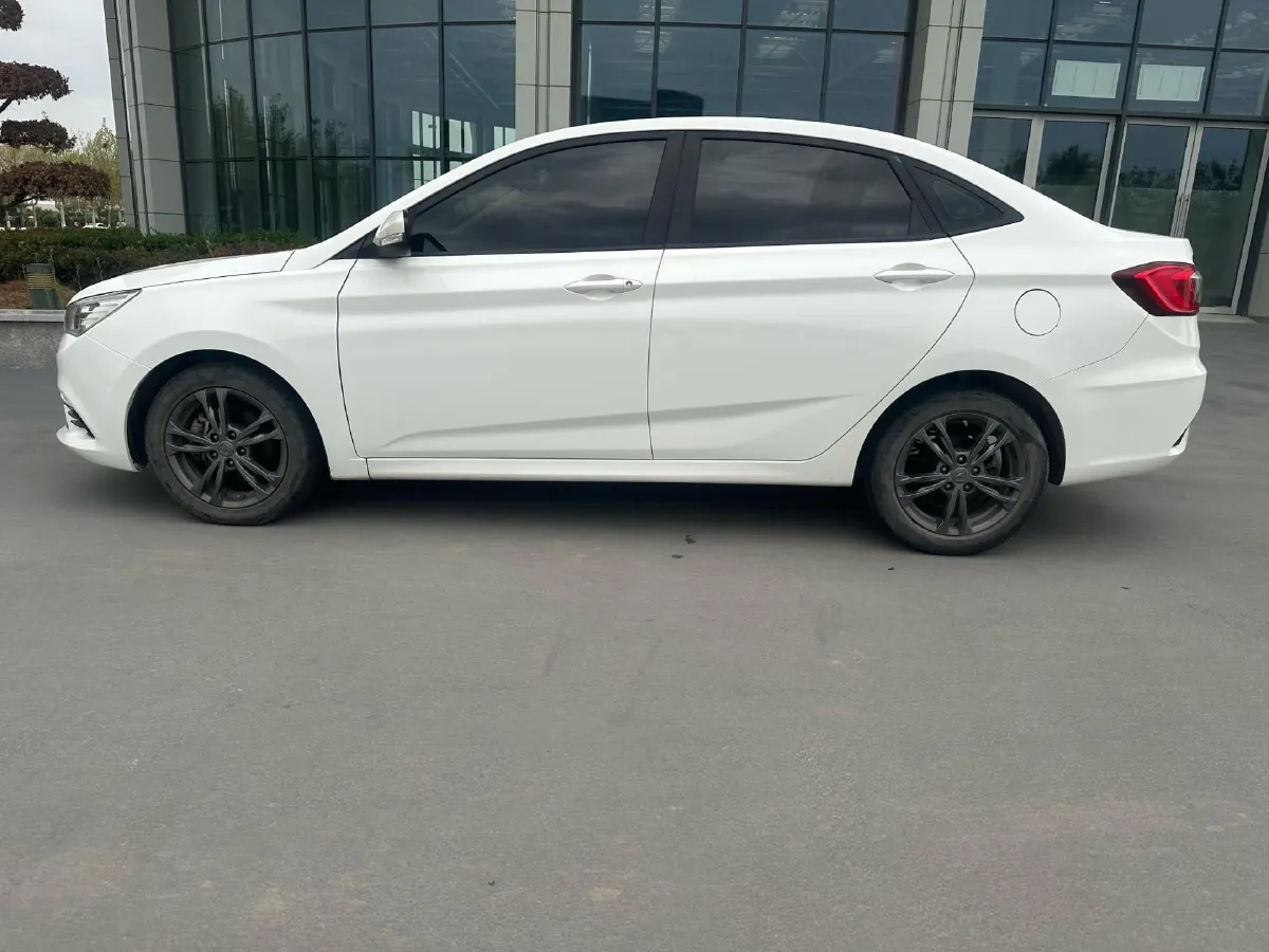 2019 ChangAn Eado DT 1.6L 125HP L4 5MT,autocango,china used car exporter,china ev exporter,chinese used car exporter,chinese used ev exporter