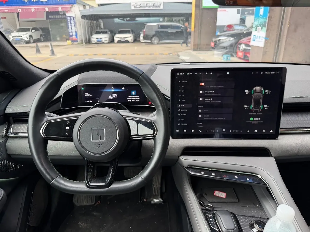 2023 Zeekr 001 BEV 100KWH,autocango,china used car exporter,china ev exporter,chinese used car exporter,chinese used ev exporter