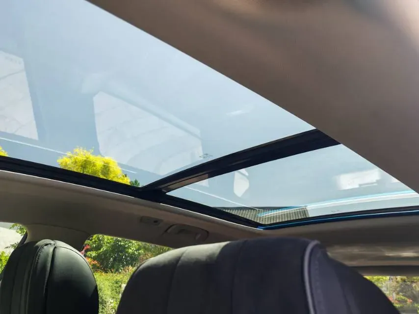 2022 HongQi HS5 2.0T 224HP L4 6AT,autocango,china used car exporter,china ev exporter,chinese used car exporter,chinese used ev exporter