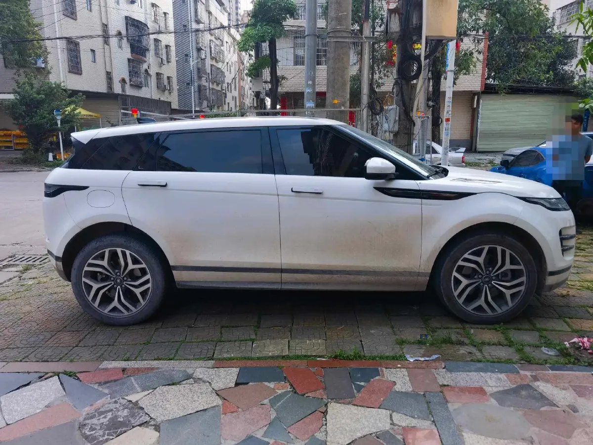 2022 Land Rover Range Rover Evoque 2.0T 249HP L4 9AT,autocango,china used car exporter,china ev exporter,chinese used car exporter,chinese used ev exporter