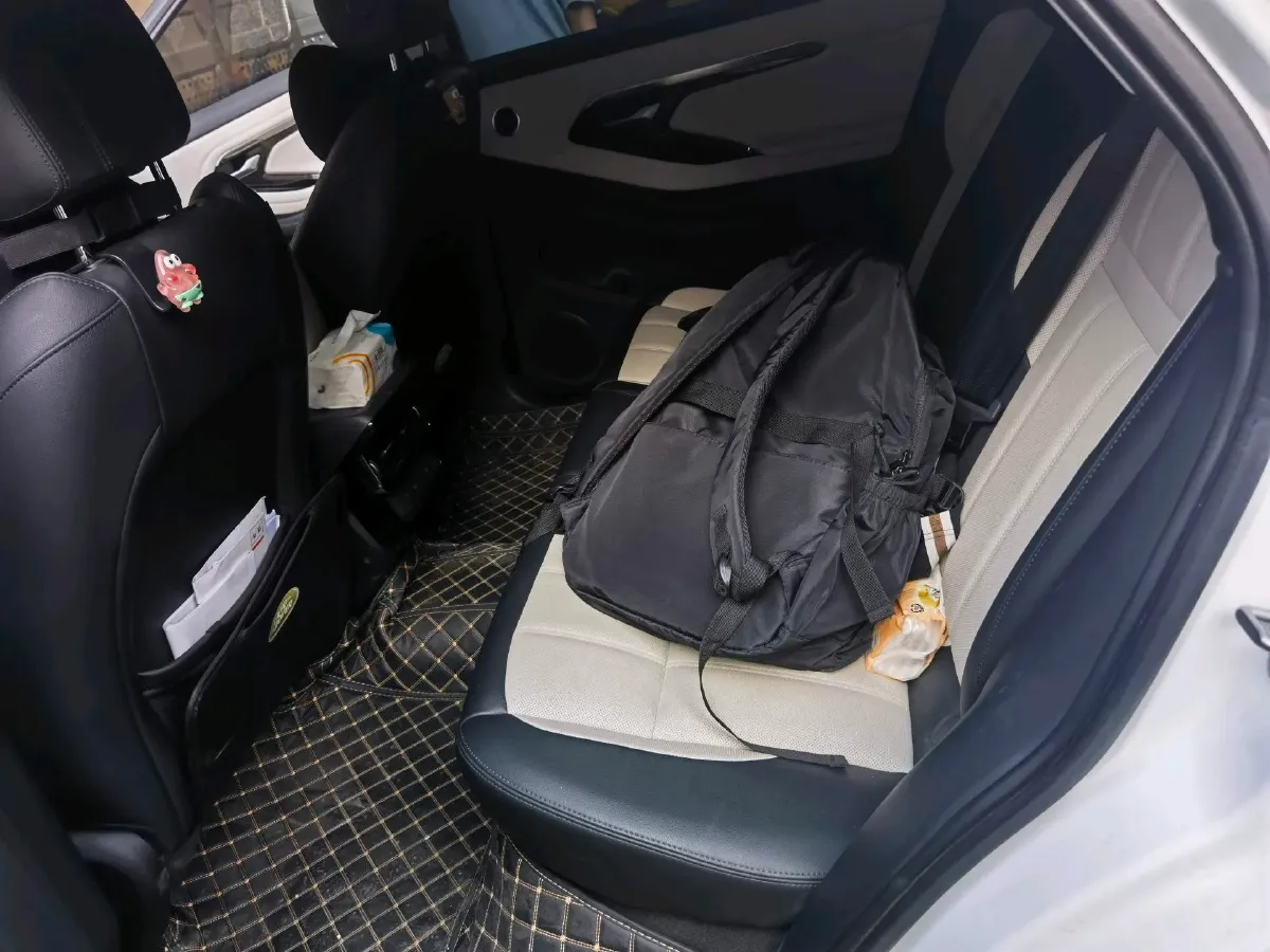 2022 Land Rover Range Rover Evoque 2.0T 249HP L4 9AT,autocango,china used car exporter,china ev exporter,chinese used car exporter,chinese used ev exporter