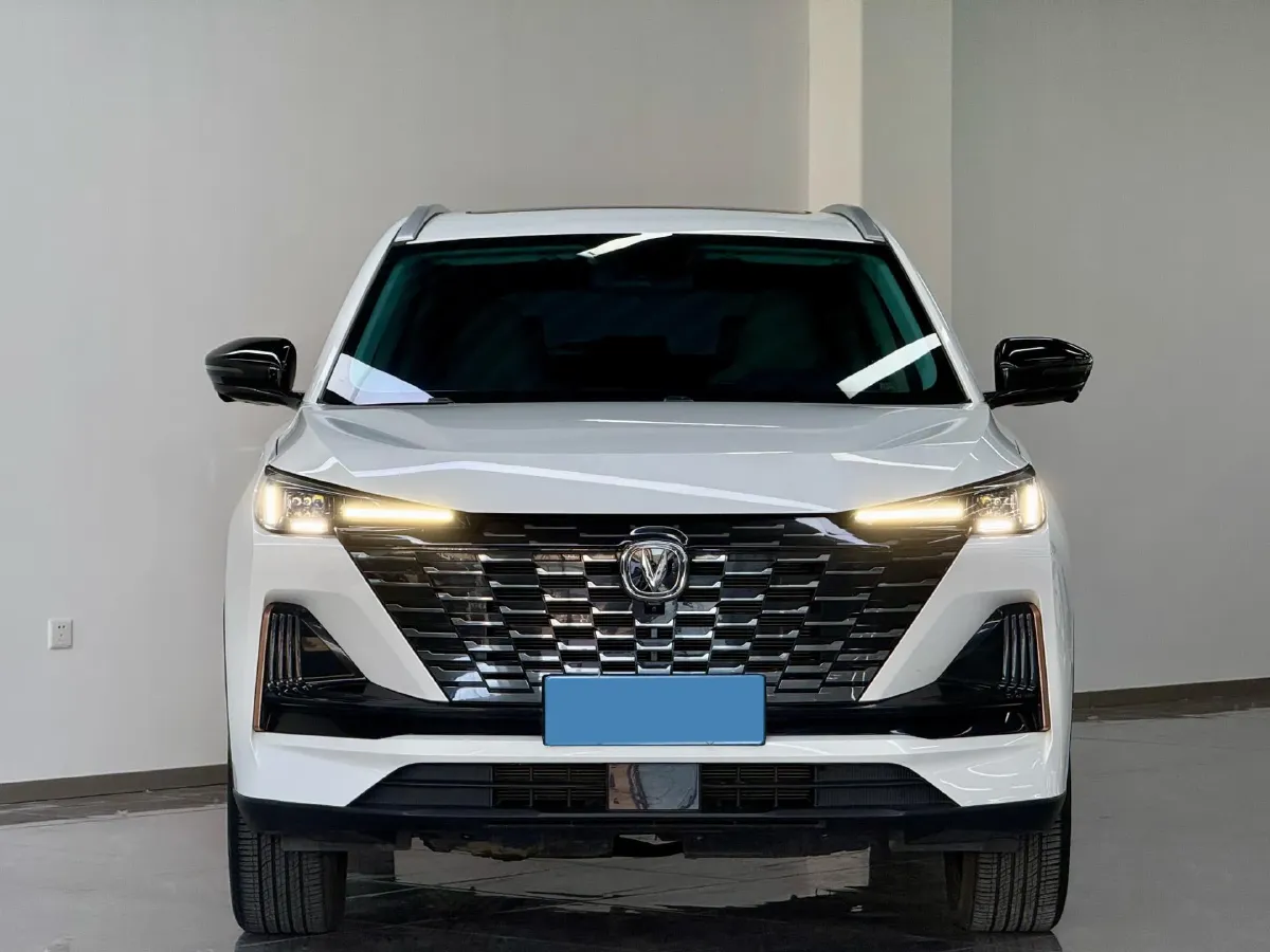 2022 ChangAn Oshan X7 Plus 1.5T 188HP L4 7DCT,autocango,china used car exporter,china ev exporter,chinese used car exporter,chinese used ev exporter