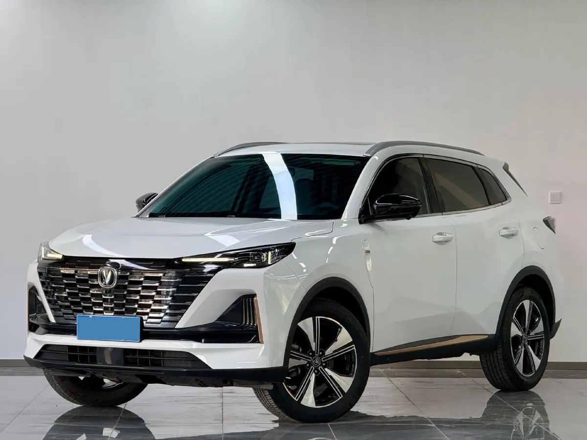 2022 ChangAn Oshan X7 Plus 1.5T 188HP L4 7DCT,autocango,china used car exporter,china ev exporter,chinese used car exporter,chinese used ev exporter