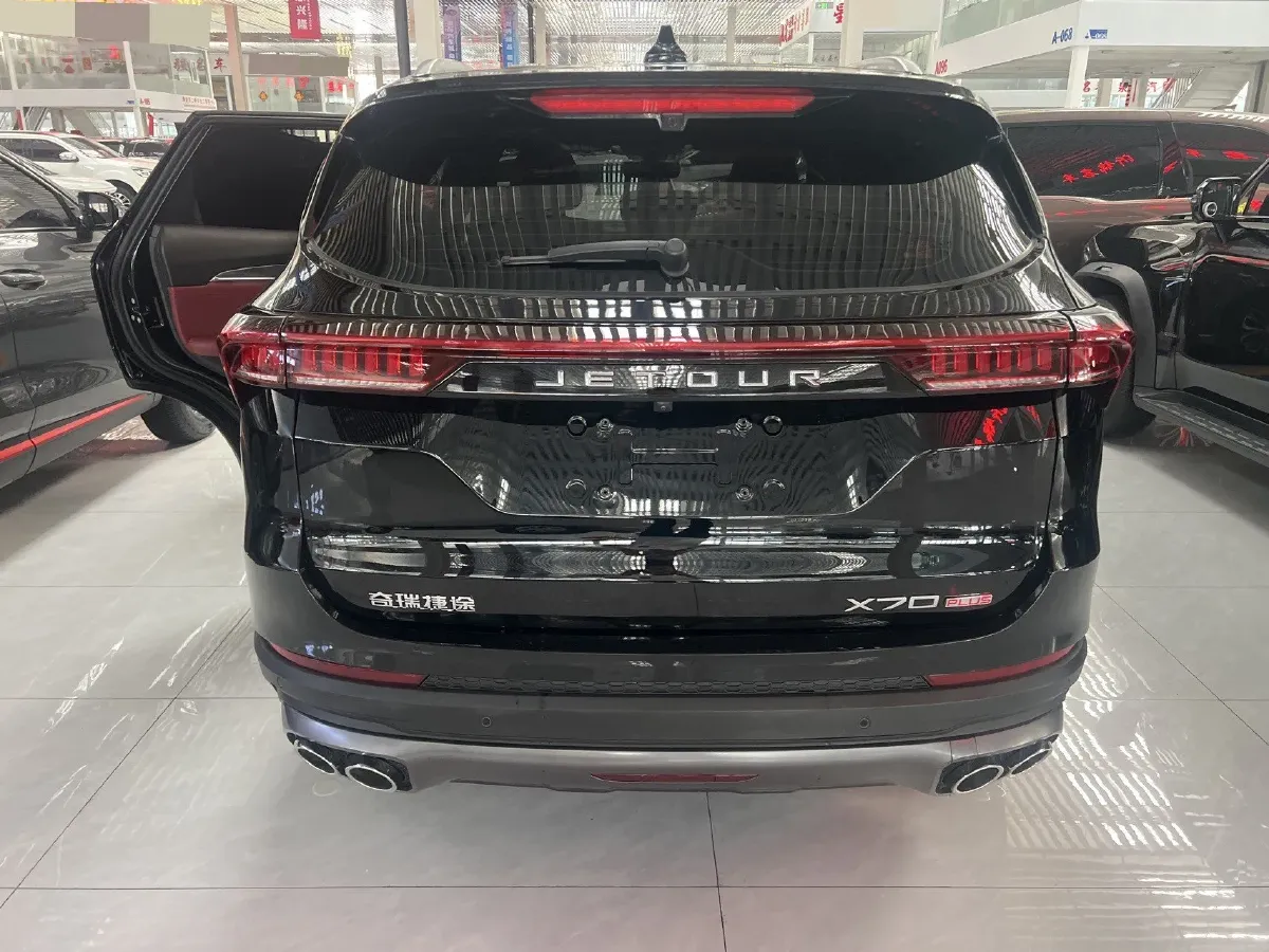 2023 ChangAn Oshan X7 Plus 1.5T 188HP L4 7DCT,autocango,china used car exporter,china ev exporter,chinese used car exporter,chinese used ev exporter