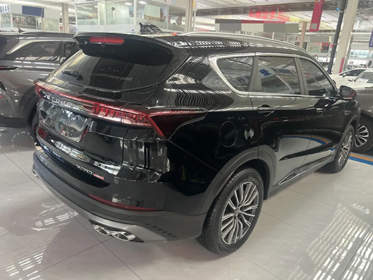 2023 ChangAn Oshan X7 Plus 1.5T 188HP L4 7DCT,autocango,china used car exporter,china ev exporter,chinese used car exporter,chinese used ev exporter