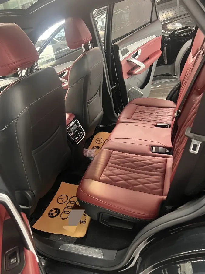 2023 ChangAn Oshan X7 Plus 1.5T 188HP L4 7DCT,autocango,china used car exporter,china ev exporter,chinese used car exporter,chinese used ev exporter